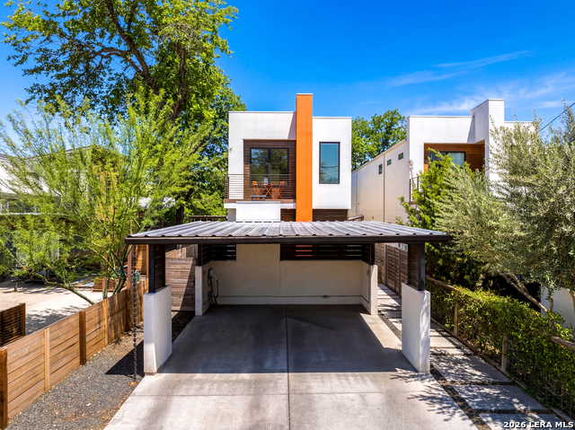 Image 2 of 50 For 132 Clay  