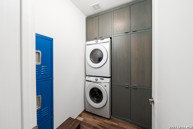 Image 24 of 50 For 132 Clay  