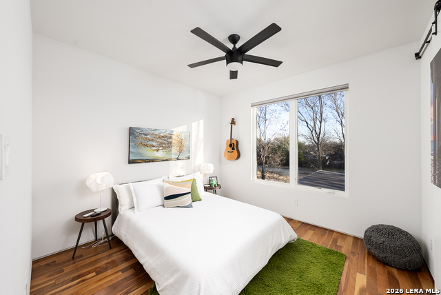 Image 25 of 50 For 132 Clay  