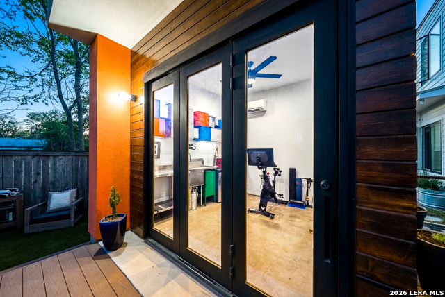 Image 34 of 50 For 132 Clay  