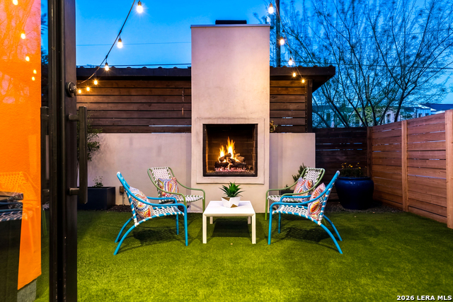 Image 4 of 50 For 132 Clay  