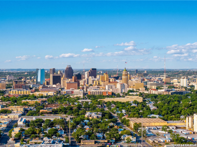 Image 47 of 50 For 132 Clay  