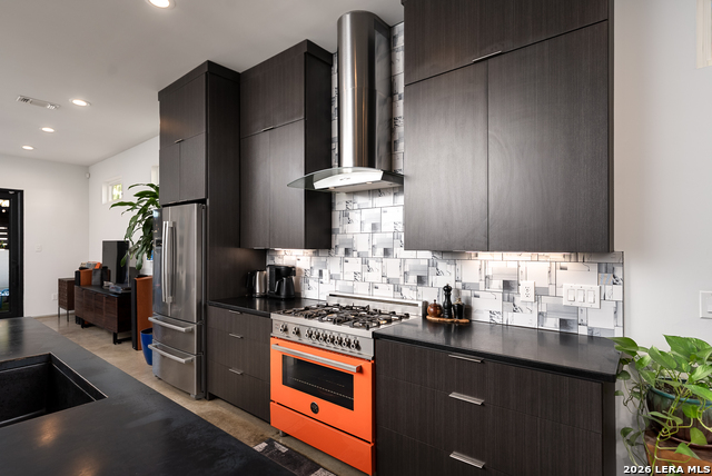 Image 8 of 50 For 132 Clay  