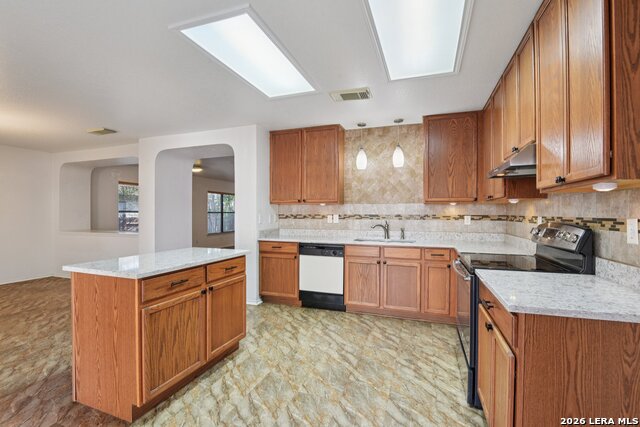 Image 14 of 35 For 5015 Viking Coral