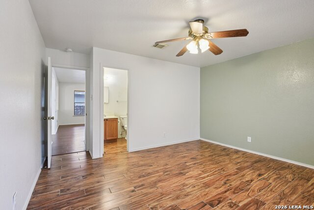 Image 19 of 35 For 5015 Viking Coral