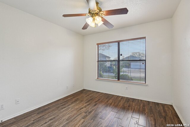 Image 27 of 35 For 5015 Viking Coral