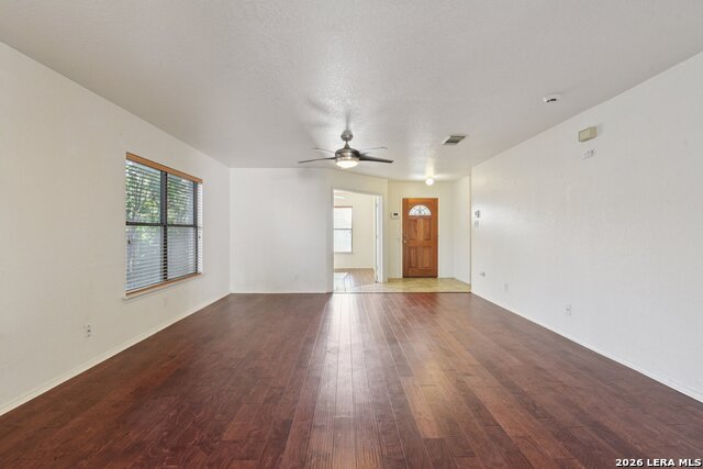 Image 5 of 35 For 5015 Viking Coral