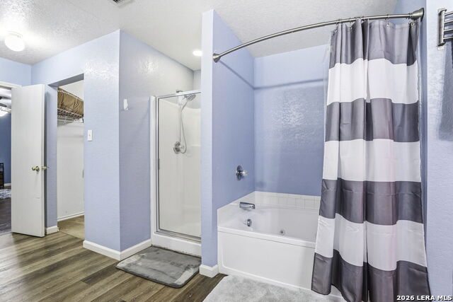 Listing photo id 15 for 319 Shadbush St