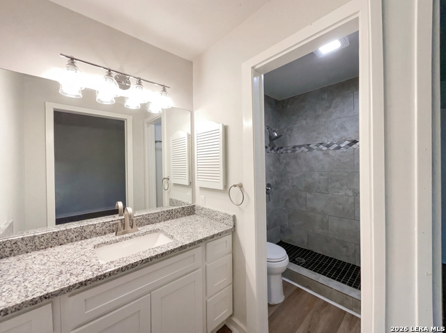 Image 12 of 20 For 8911 Rich Trace