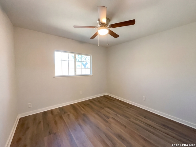 Image 13 of 20 For 8911 Rich Trace