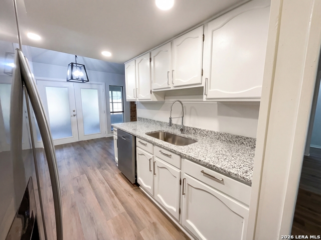 Image 9 of 20 For 8911 Rich Trace