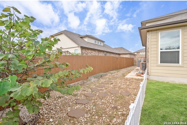 Image 29 of 30 For 8846 Chavez Path