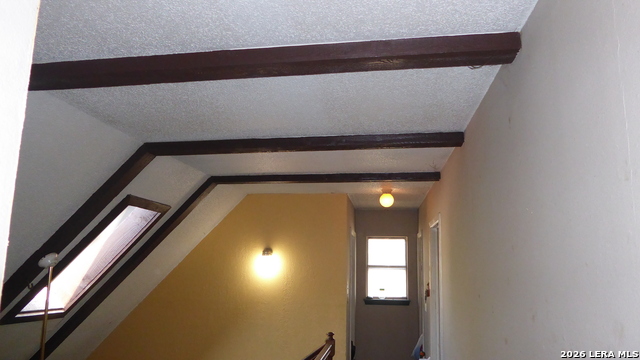 Image 14 of 18 For 823 Darby  