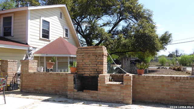 Image 7 of 18 For 823 Darby  