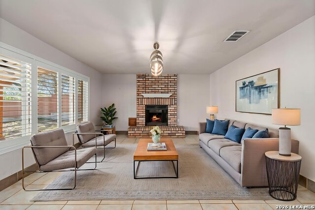 Image 6 of 35 For 1826 Chippington