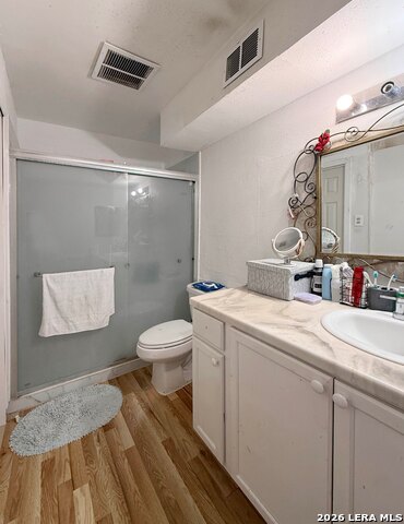 Image 16 of 18 For 6611 Southpoint St  Bldg A Uni