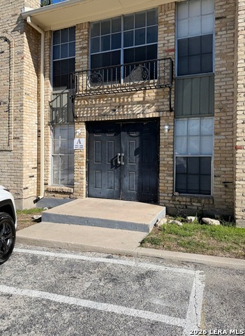 Image 3 of 18 For 6611 Southpoint St  Bldg A Uni