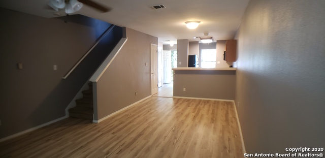 Image 4 of 12 For 19 Autumn Pass  19