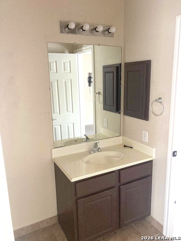 Image 15 of 20 For 7915 Avellano