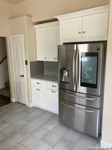 Image 5 of 20 For 7915 Avellano