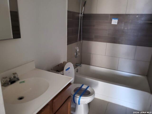 Image 10 of 12 For 223 Lebanon  