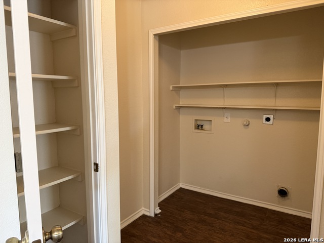 Image 17 of 44 For 11102 Anarbor Field