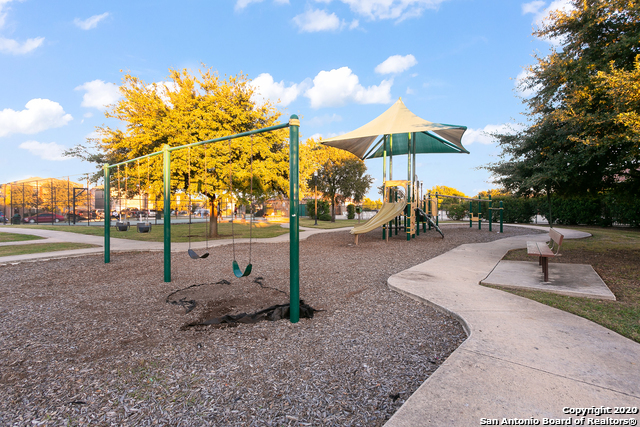 Image 41 of 44 For 11102 Anarbor Field