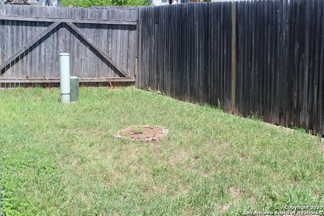 Image 42 of 44 For 11102 Anarbor Field