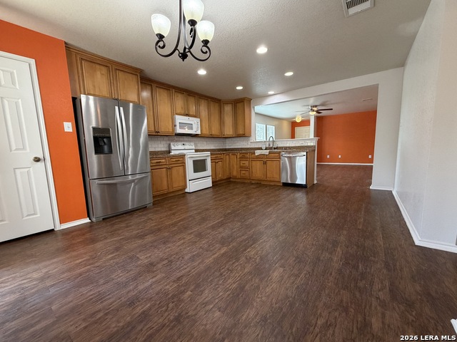 Image 6 of 44 For 11102 Anarbor Field