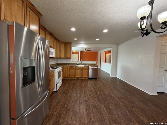 Image 7 of 44 For 11102 Anarbor Field