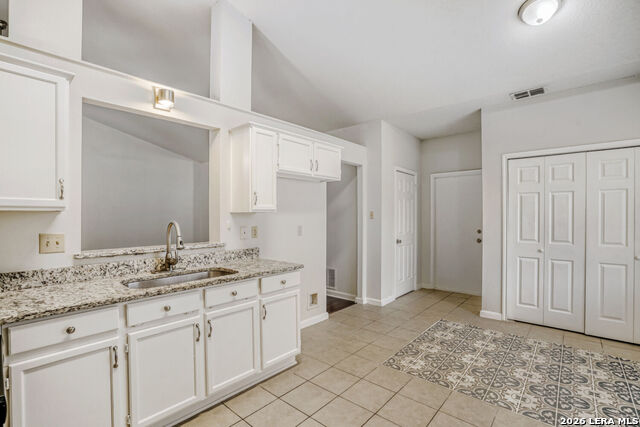 Image 11 of 25 For 6374 Parkland Oaks Dr