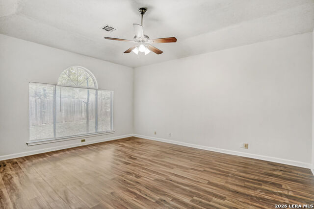 Image 14 of 25 For 6374 Parkland Oaks Dr