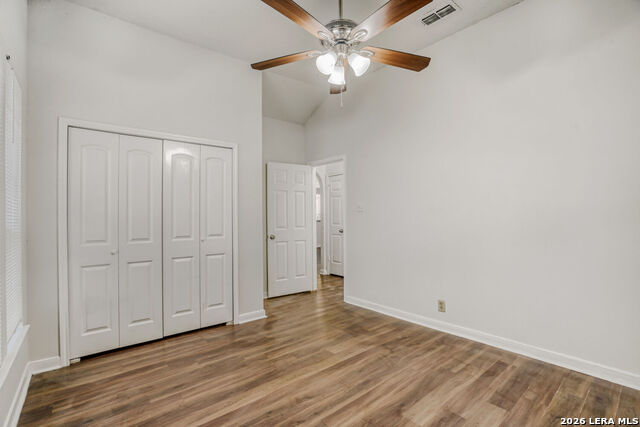 Image 17 of 25 For 6374 Parkland Oaks Dr