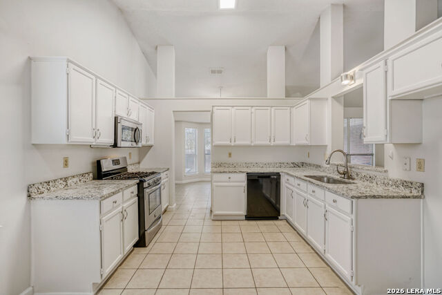 Image 9 of 25 For 6374 Parkland Oaks Dr