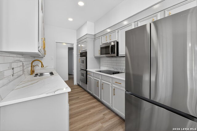 Image 13 of 42 For 3678 Hidden  1401