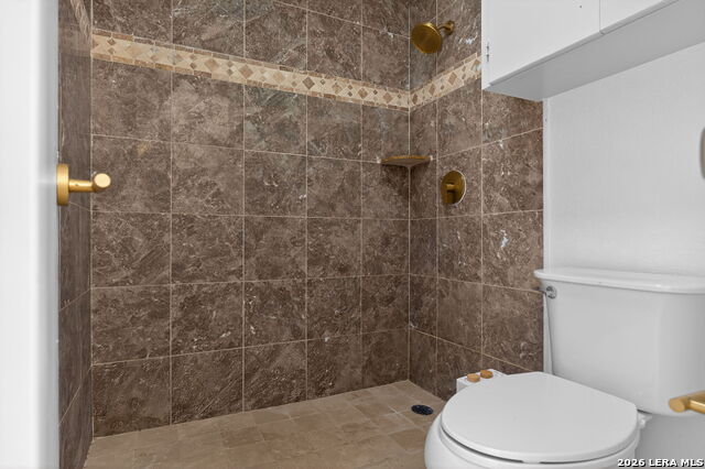 Image 35 of 42 For 3678 Hidden  1401