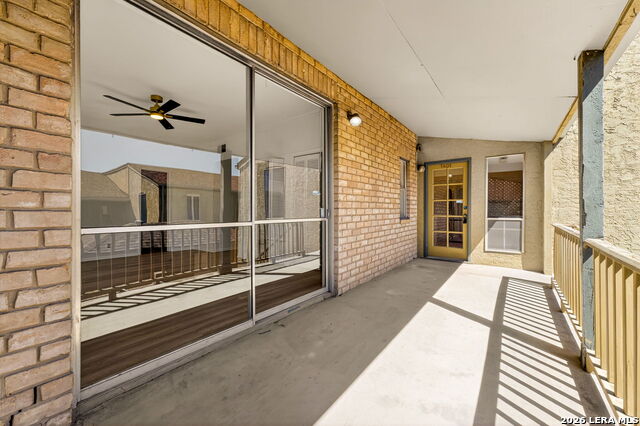 Image 40 of 42 For 3678 Hidden  1401