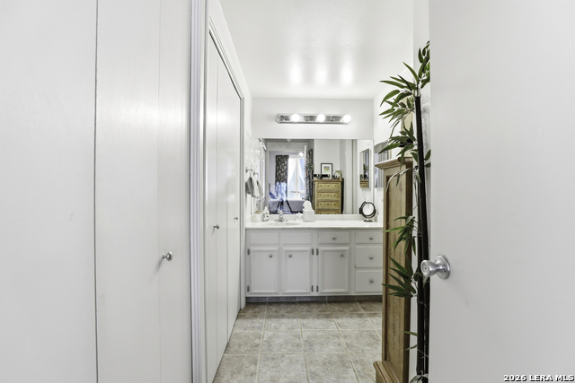 Image 14 of 22 For 3678 Hidden Dr.  502e