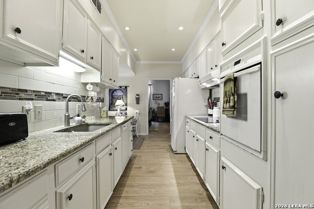 Image 9 of 22 For 3678 Hidden Dr.  502e