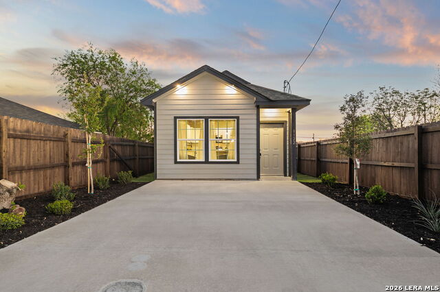 Details for 1122 Elvira St, San Antonio, TX 78207