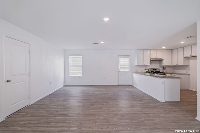 Image 11 of 27 For 9422 Somerset Way