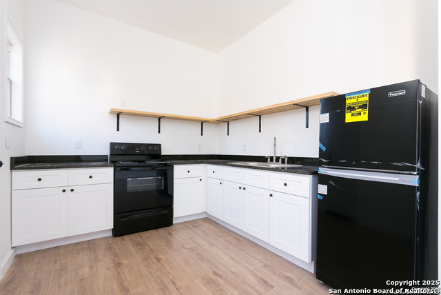 Image 5 of 9 For 2419 Presa Street S 103