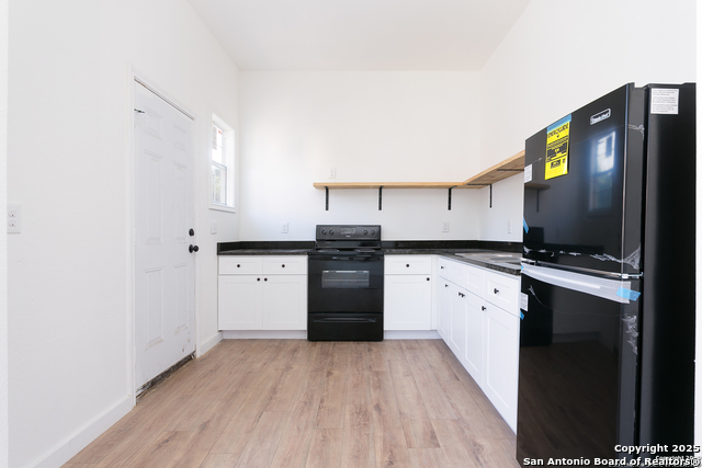 Image 6 of 9 For 2419 Presa Street S 103