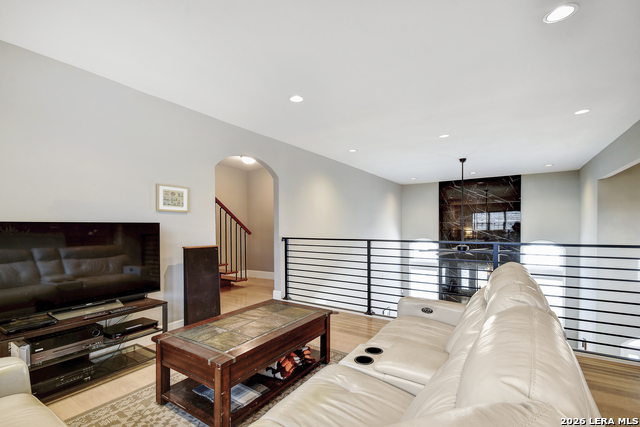 Image 15 of 33 For 35 Rue Charles S