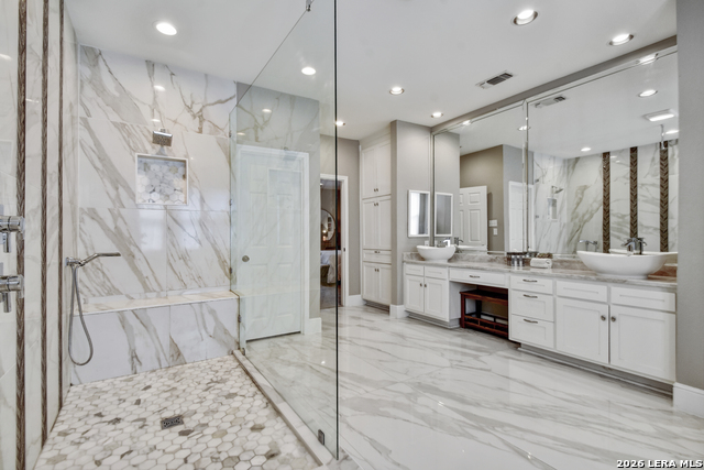 Image 18 of 33 For 35 Rue Charles S