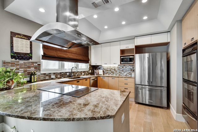 Image 9 of 33 For 35 Rue Charles S