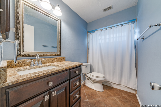 Image 25 of 33 For 13127 Almond Bend