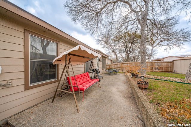 Image 27 of 33 For 13127 Almond Bend