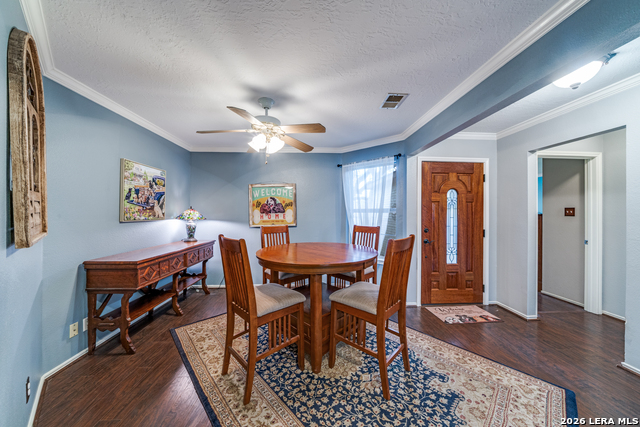 Image 4 of 33 For 13127 Almond Bend