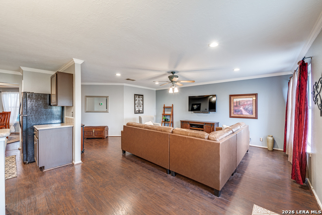 Image 8 of 33 For 13127 Almond Bend